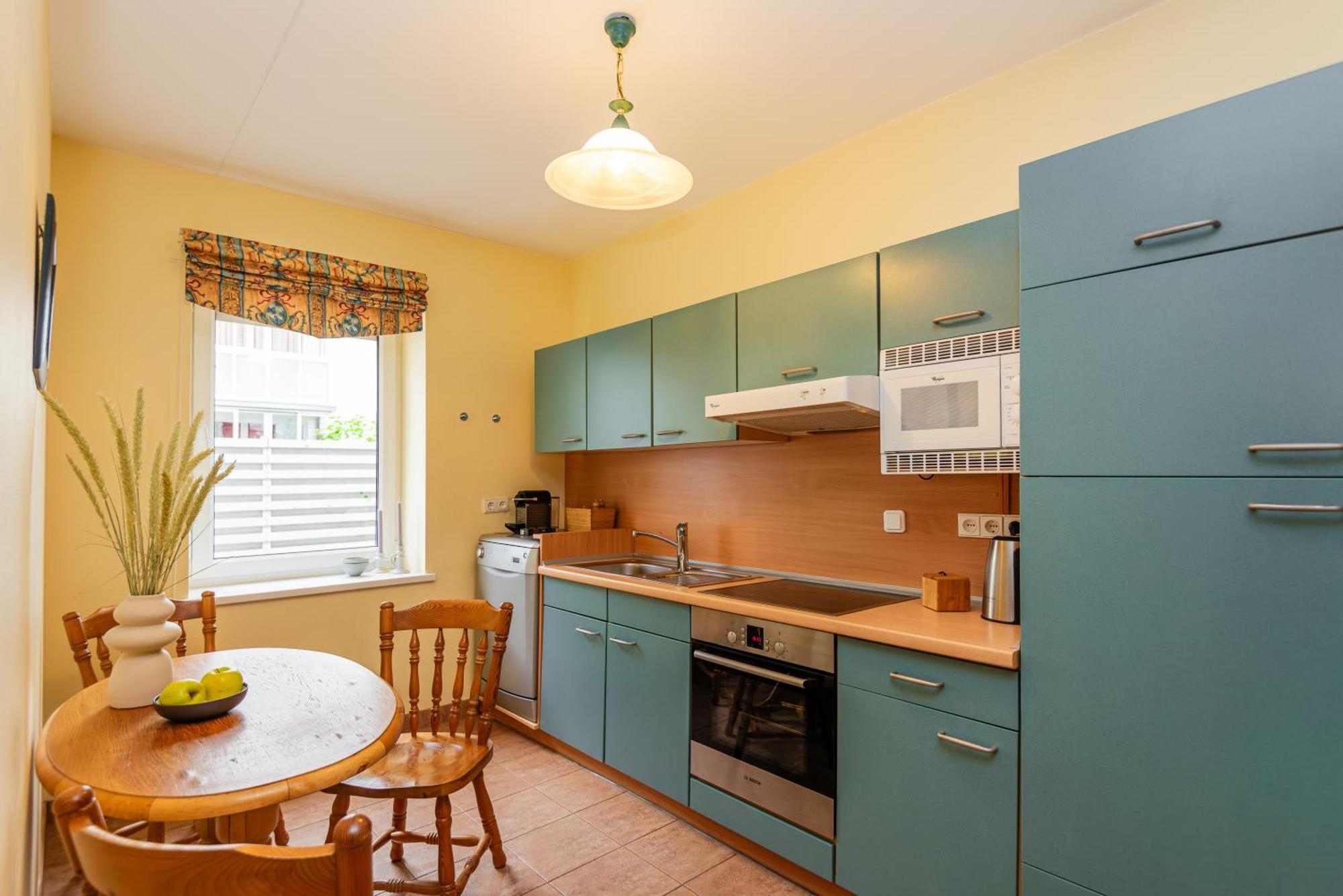 Family Inn Cottage With Terrace 팔랑가 외부 사진