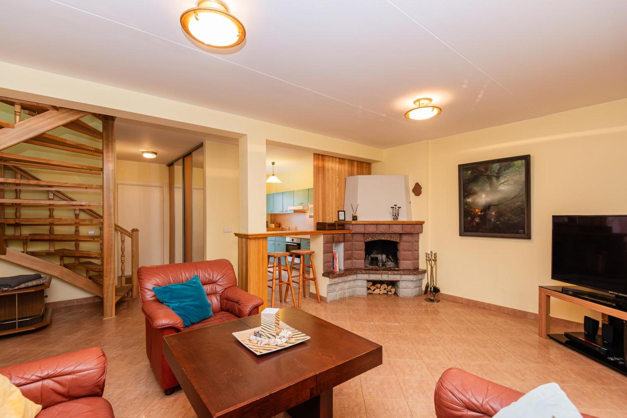 Family Inn Cottage With Terrace 팔랑가 외부 사진